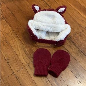 Fox winter hat and mitten set